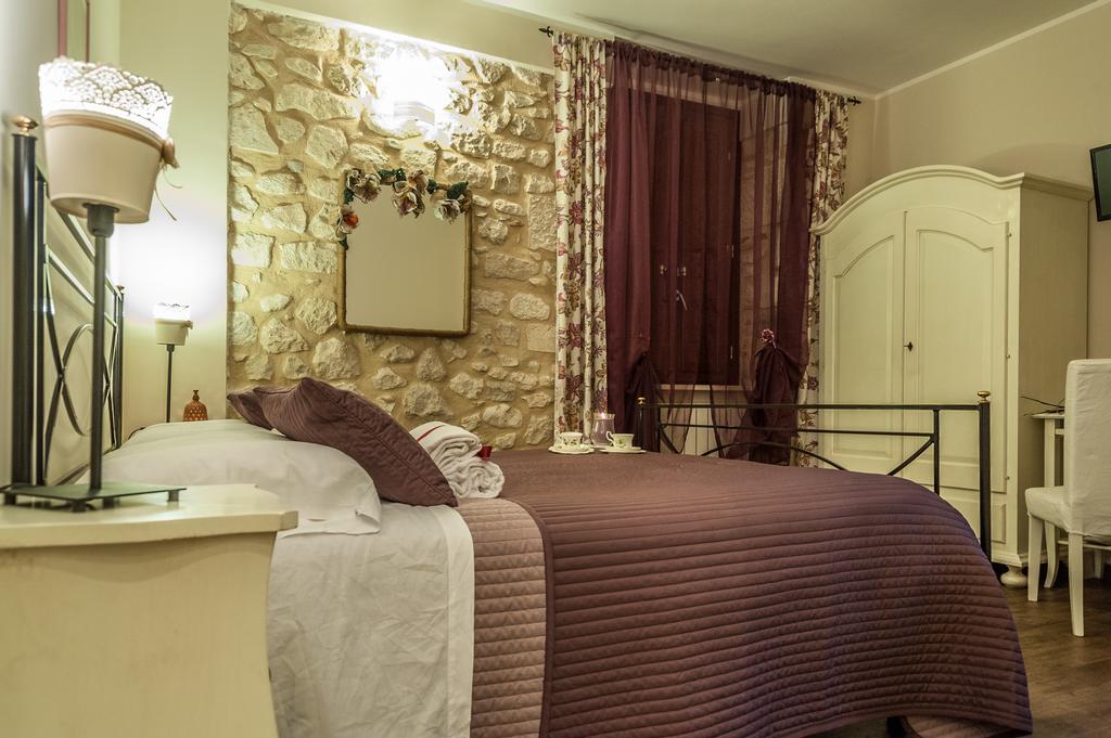 La Locanda Di Mariella Dal 1950 Poggio Picenze Εξωτερικό φωτογραφία